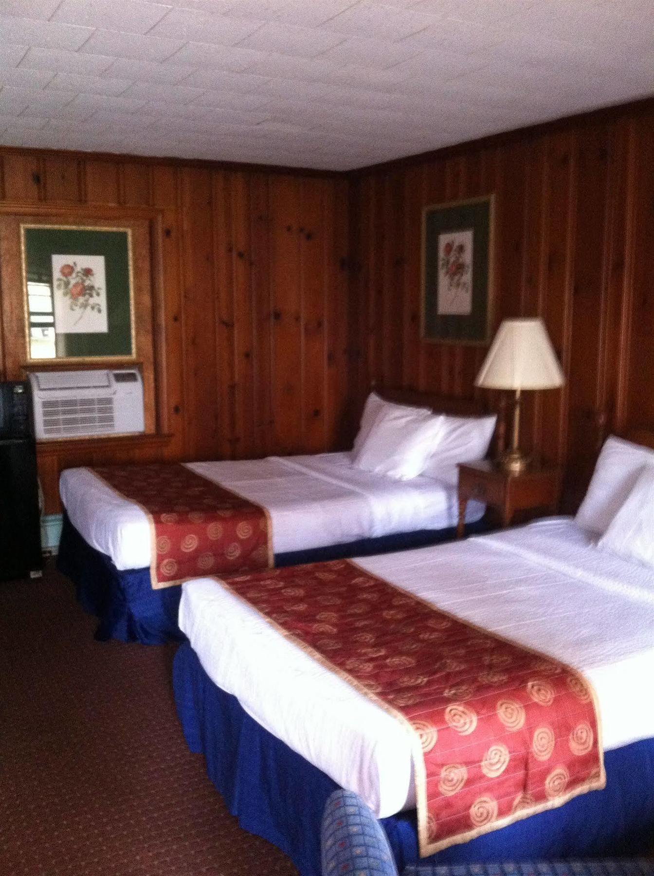 Hancock Motel Экстерьер фото